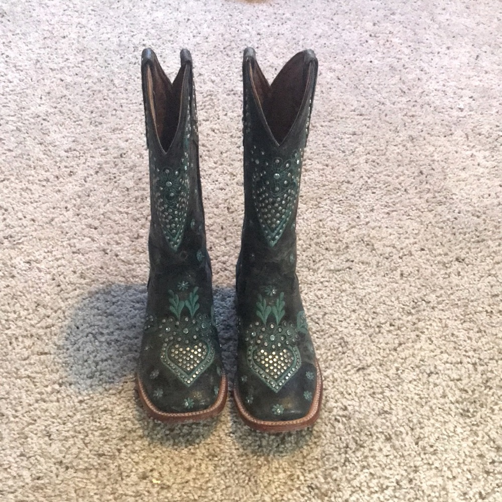 Adorable Ferrini boots - Picture 2 of 7